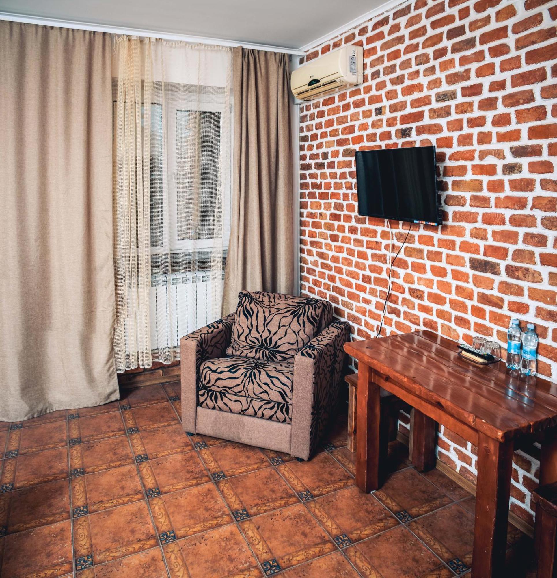 Fortetsya "Стабільне Електропостачання!" Uman Exterior photo